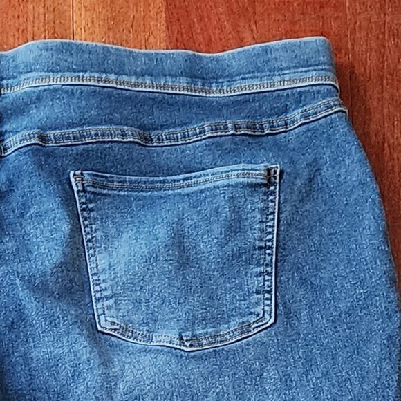 Terra & Sky Blue Faded Stretch Waist Plus Size Jeans Size 3X - Picture 9 of 11